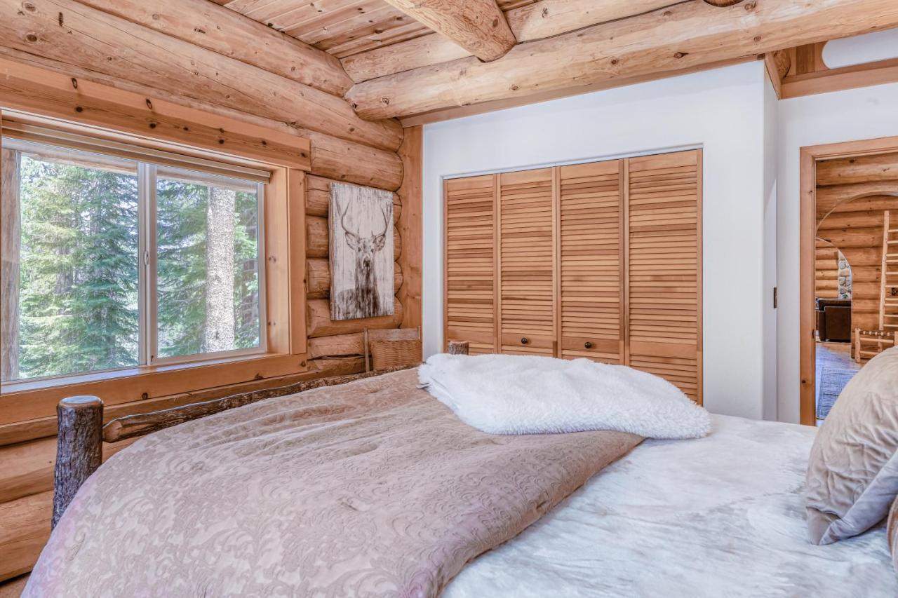 Log Cabin Estate - Falcon Ridge Truckee Eksteriør billede